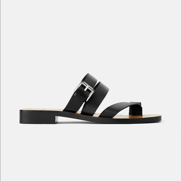 NWT’s Zara Leather Black Buckle Sandals 7.5 Flat 38 - Picture 2 of 6